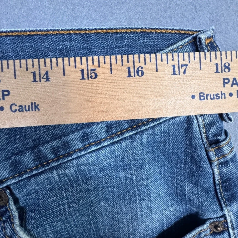 Levi's 559 Relaxed Straight Jeans Mens 36x33 Blue Denim Medium Wash Classic